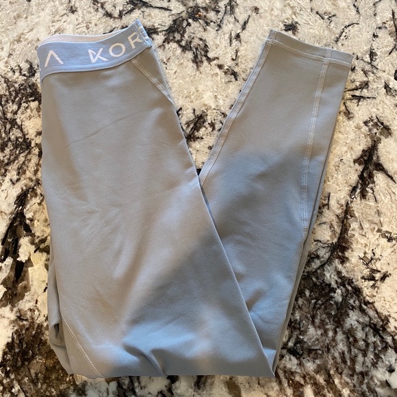 KORA leggings